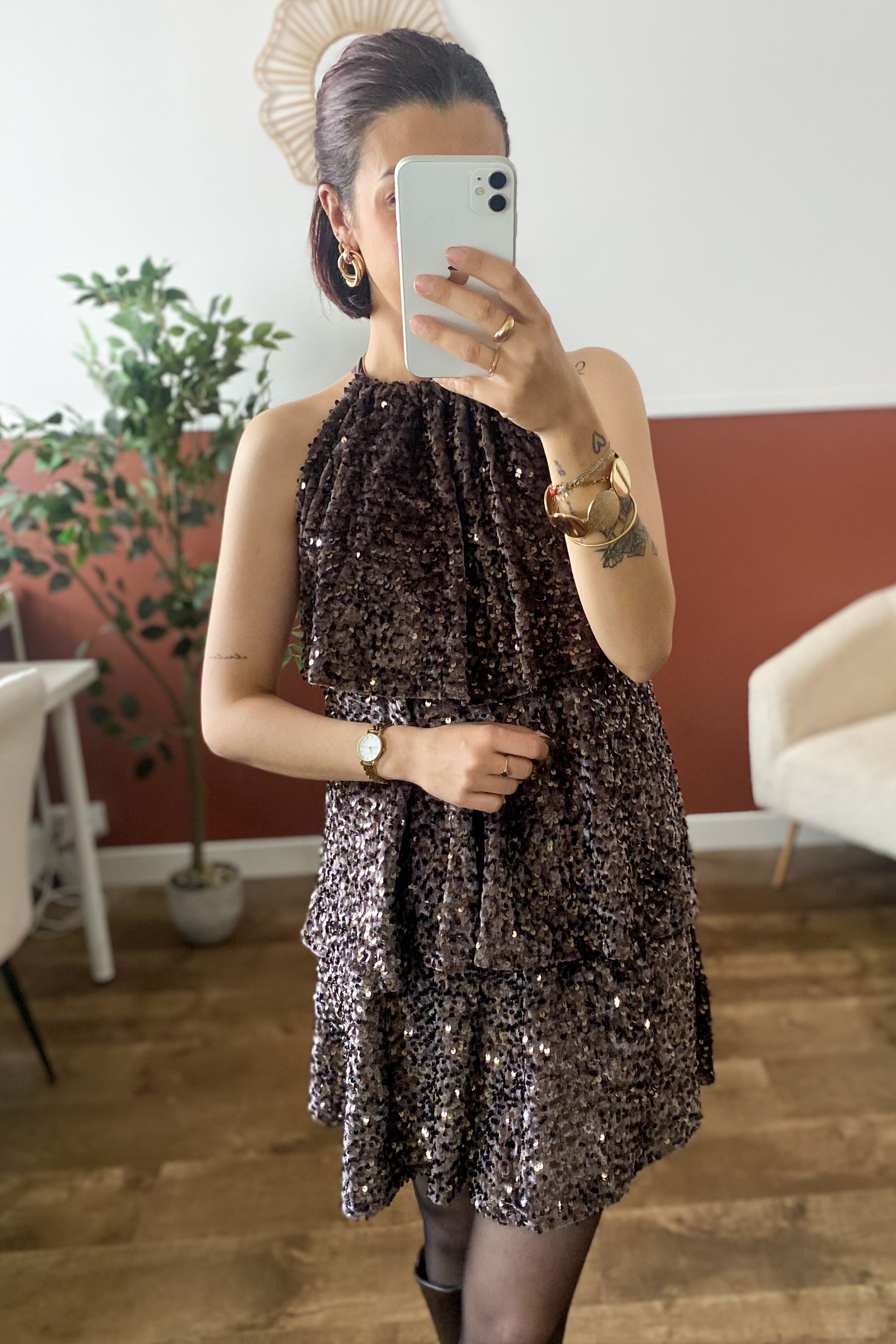 Robe chocolat à sequins