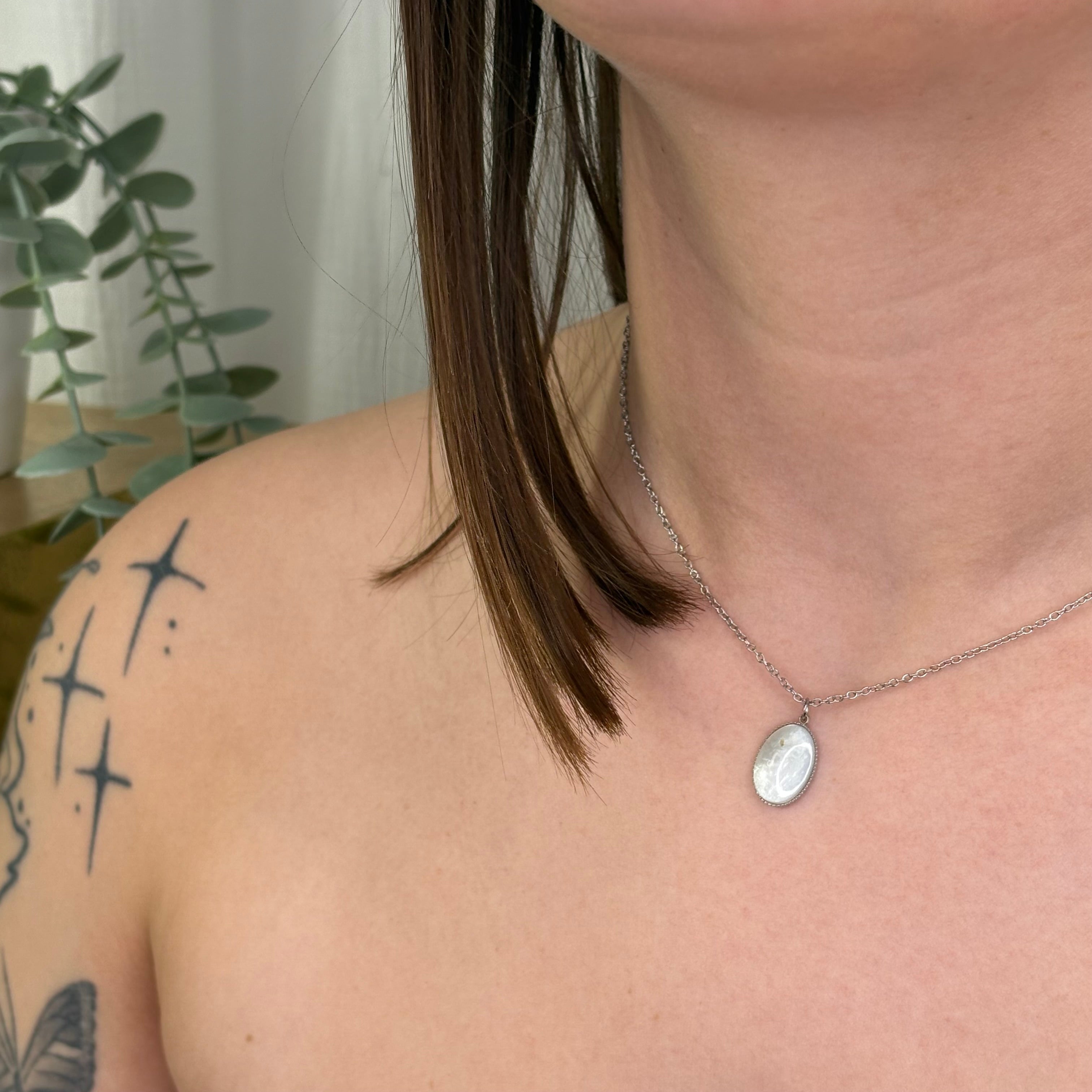 Collier pendentif nacré