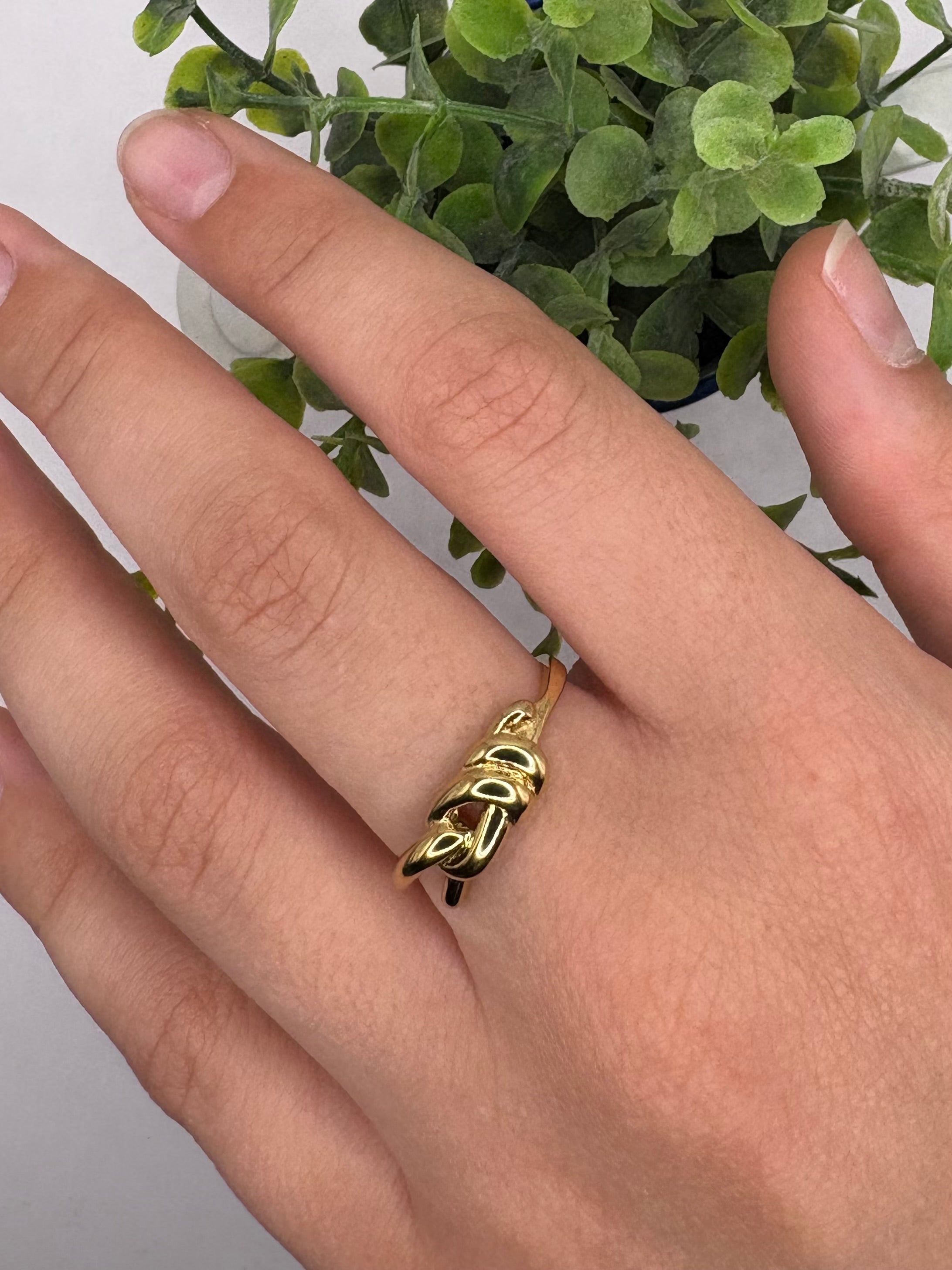 Bague noeud